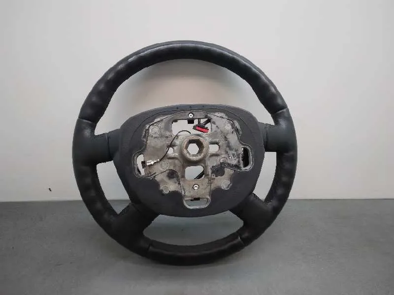 Volante para Ford Focus Lim. (Cb4)