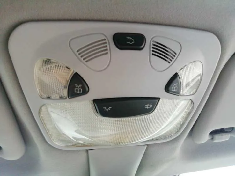Luz Interior para Mercedes-Benz Clase C (W203) Berlina