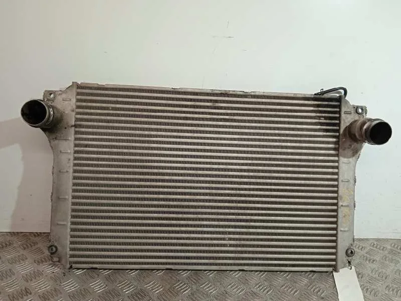Intercooler para Toyota Corolla Verso (R1)