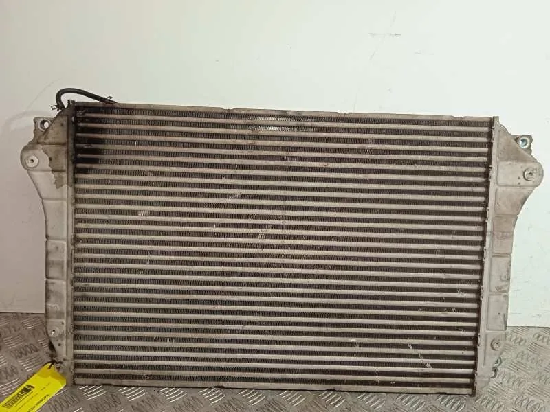 Intercooler para Toyota Corolla Verso (R1)
