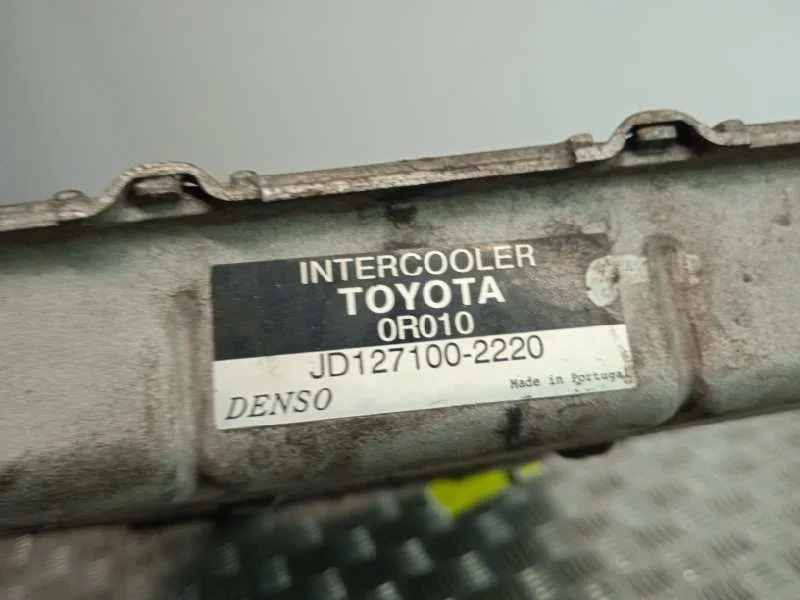 Intercooler para Toyota Corolla Verso (R1)