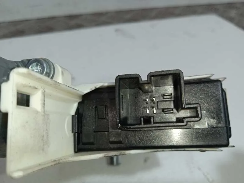 Motor Elevalunas Delantero Izquierdo para Audi A4 Ber. (B8)