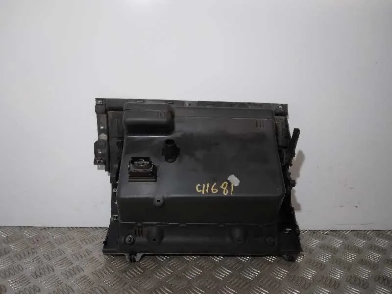 Guantera para Volkswagen Touran (1T3)