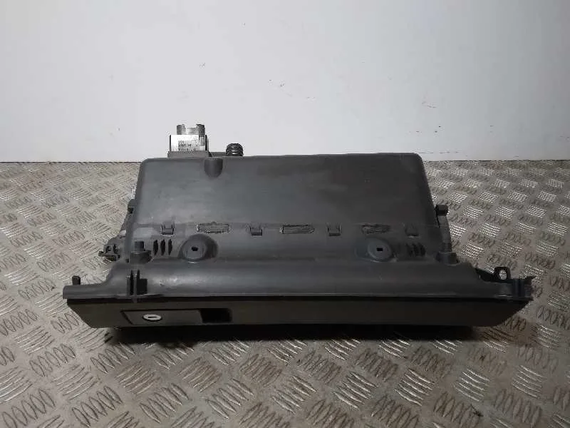Guantera para Volkswagen Touran (1T3)