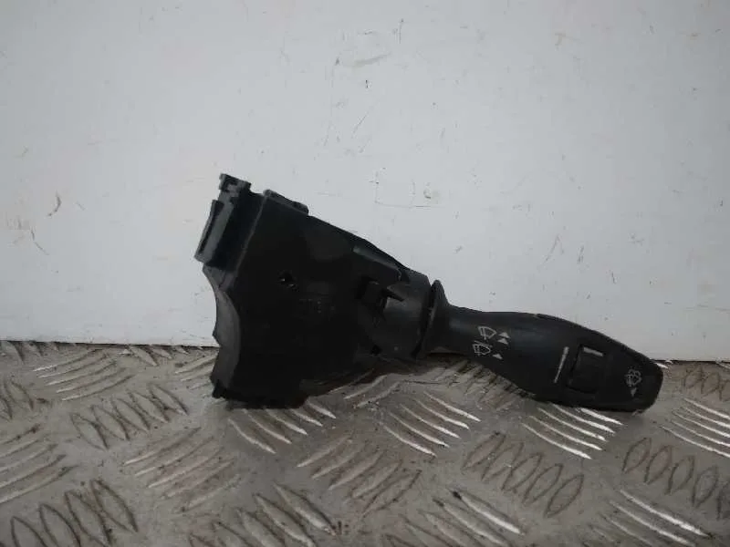 Mando Limpia para Ford Tourneo Courier (C4A)