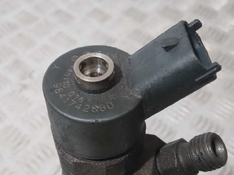 Inyector para » Otros... 3008 Iii Hybrid Motor Hn09