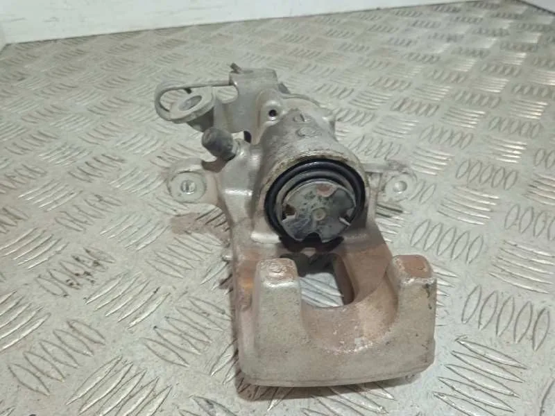 Pinza Freno Trasera Derecha para Opel Corsa F