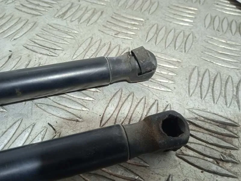 Amortiguadores Maletero / Porton para Jeep Renegade