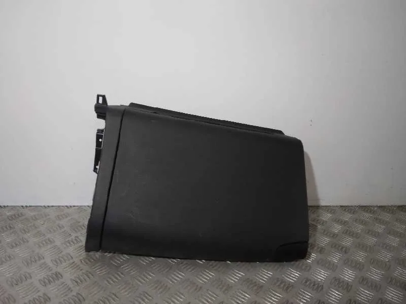 Guantera para Kia Carens ( )