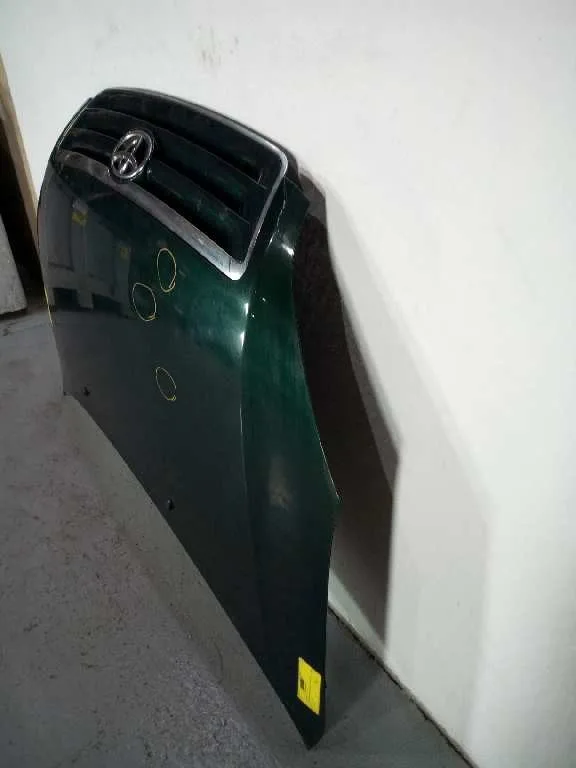 Capot para Toyota Avensis Verso (M20)