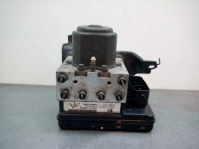 Abs para Toyota Avensis Verso (M20)
