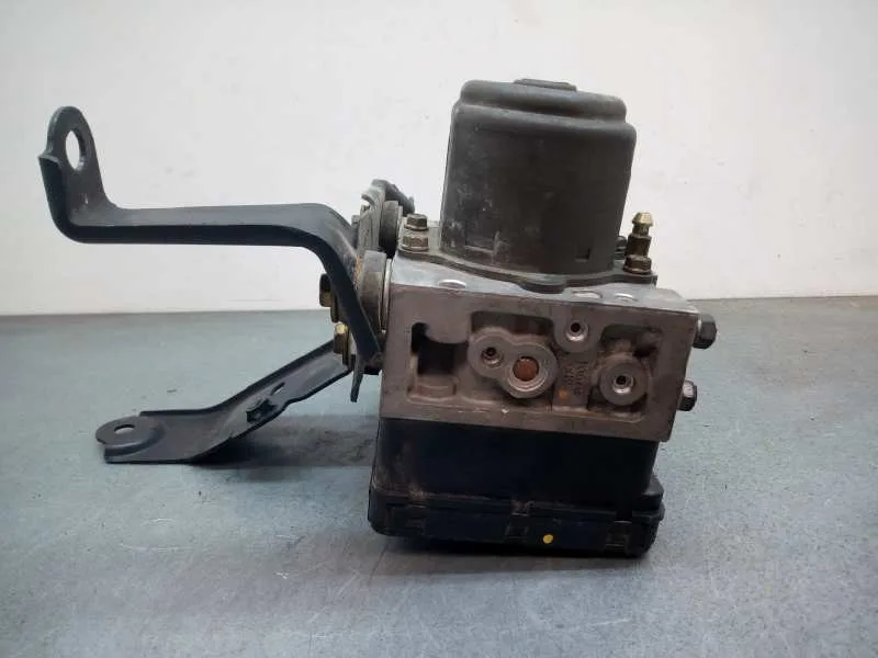 Abs para Toyota Avensis Verso (M20)