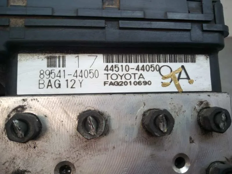 Abs para Toyota Avensis Verso (M20)