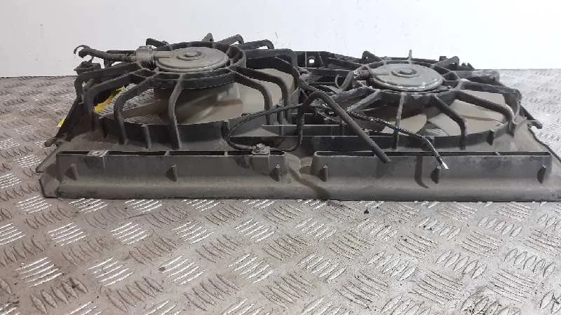 Electroventilador para Toyota Avensis Berlina (T25)
