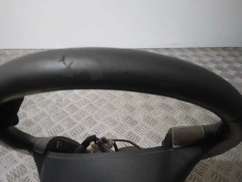 Volante para Toyota Auris