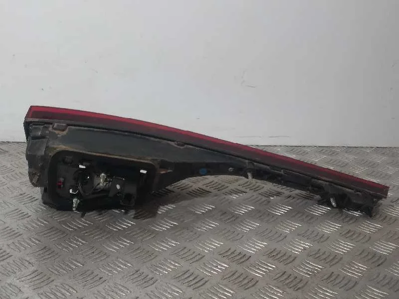 Piloto Trasero Derecho Interior para Renault Megane Iv Berlina 5P