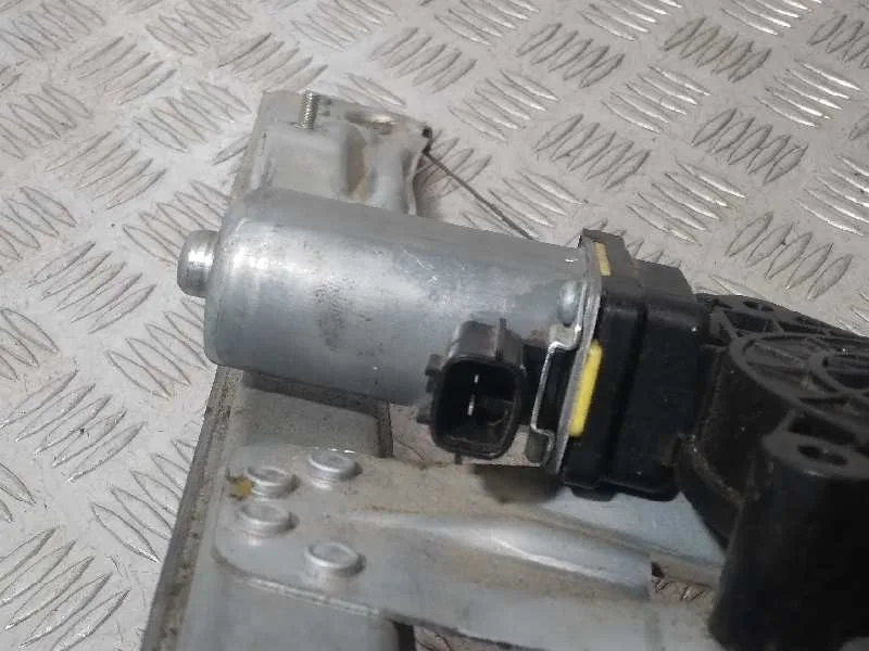 Elevalunas Delantero Izquierdo para Dacia Sandero
