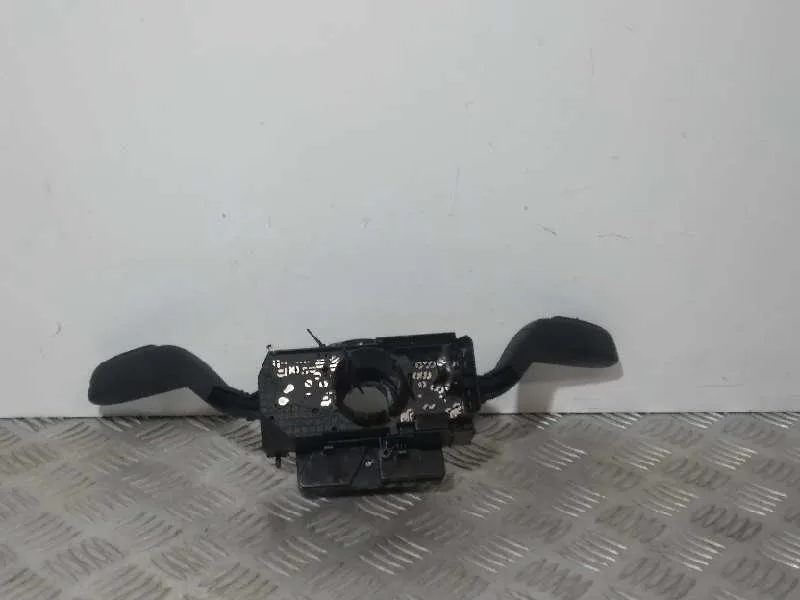 Mando Multifuncion para Seat Ibiza (6J5)