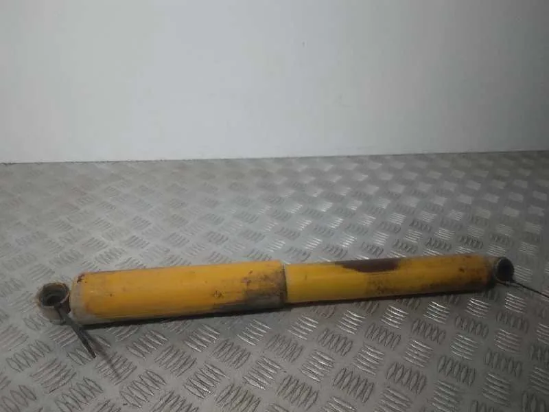 Amortiguador Trasero Derecho para Nissan Terrano/Terrano.ii (R20)