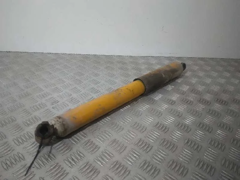 Amortiguador Trasero Derecho para Nissan Terrano/Terrano.ii (R20)