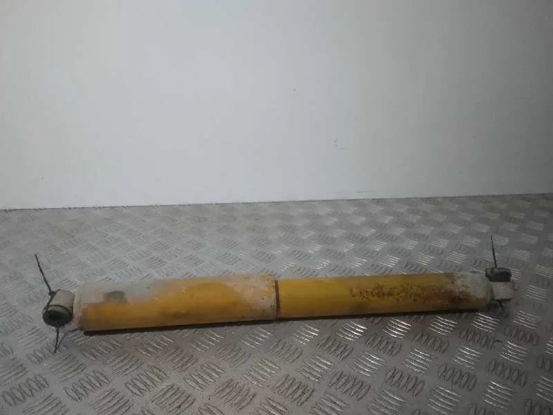 Amortiguador Trasero Izquierdo para Nissan Terrano/Terrano.ii (R20)