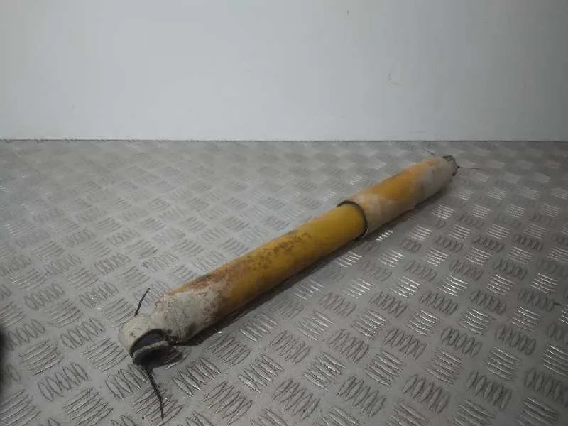 Amortiguador Trasero Izquierdo para Nissan Terrano/Terrano.ii (R20)