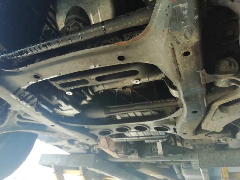 Puente Delantero para Volkswagen Touareg (7La)