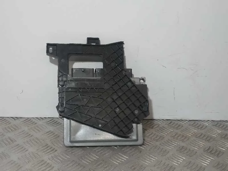 Centralita Motor Uce para Renault Megane Iv Berlina 5P