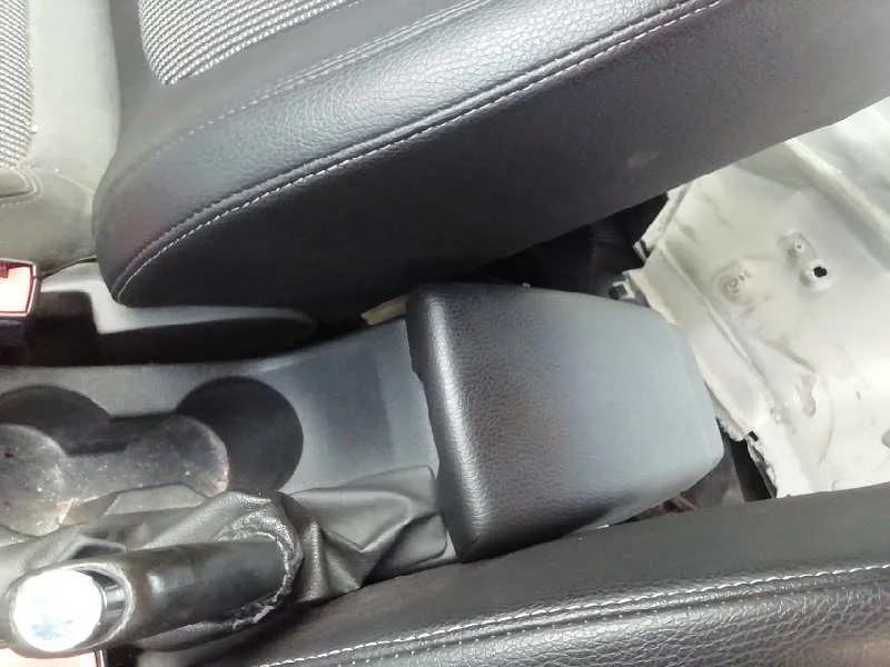 Apoyabrazos Central para Opel Astra J Lim.