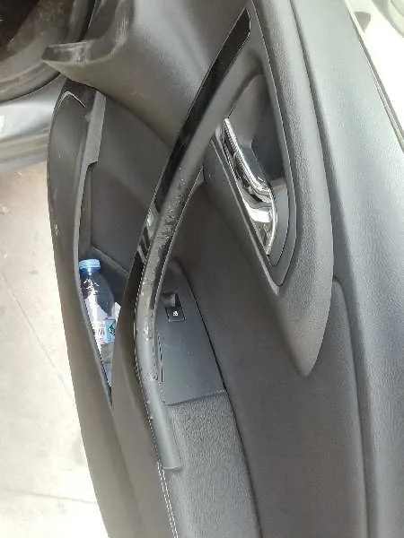 Guarnecido Puerta Delantera Derecha para Opel Astra J Lim.