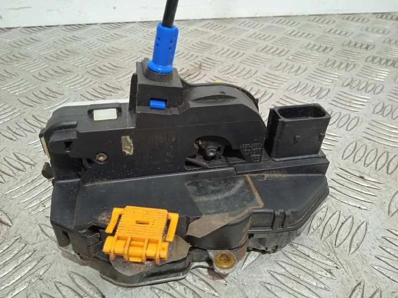 Cerradura Puerta Delantera Izquierda para Opel Astra J Lim.
