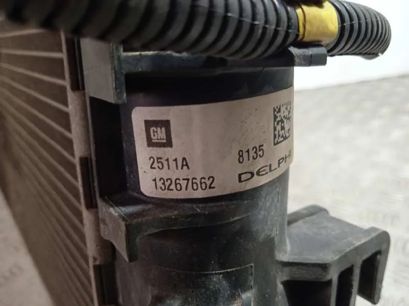 Radiador Agua para Opel Astra J Sports Tourer