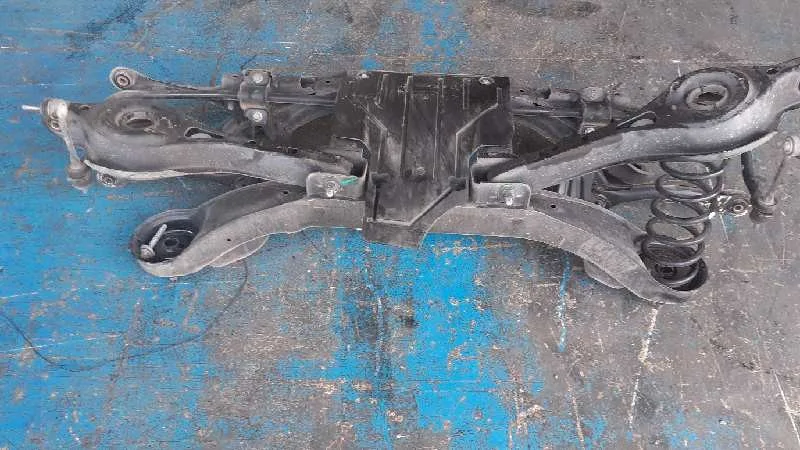 Puente Trasero para Ford Kuga (Cbs)