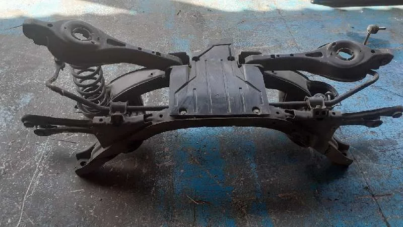 Puente Trasero para Ford Kuga (Cbs)