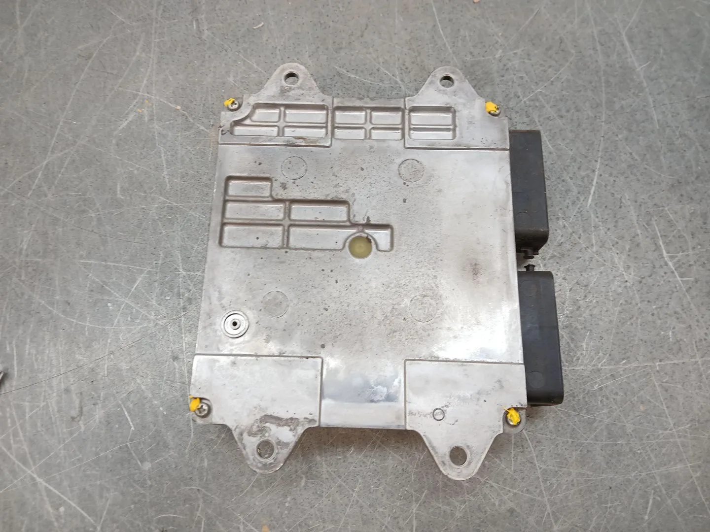 Centralita Motor Uce para Mitsubishi Colt Berlina 5 (Z30A)