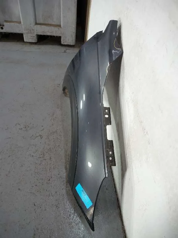 Aleta Delantera Derecha para Subaru Outback (B15)