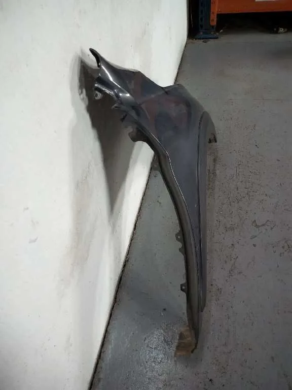 Aleta Delantera Derecha para Subaru Outback (B15)