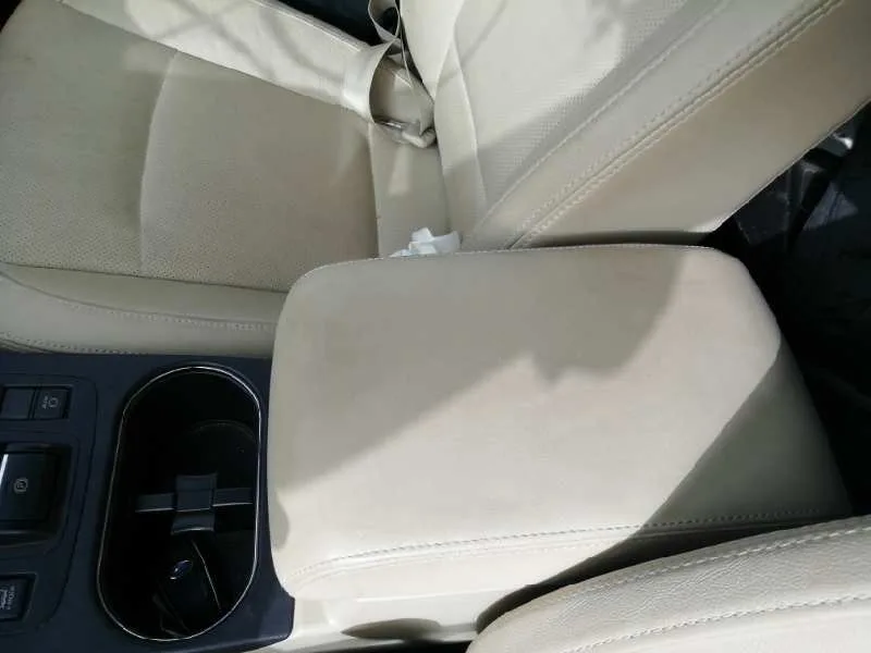 Apoyabrazos Central para Subaru Outback (B15)