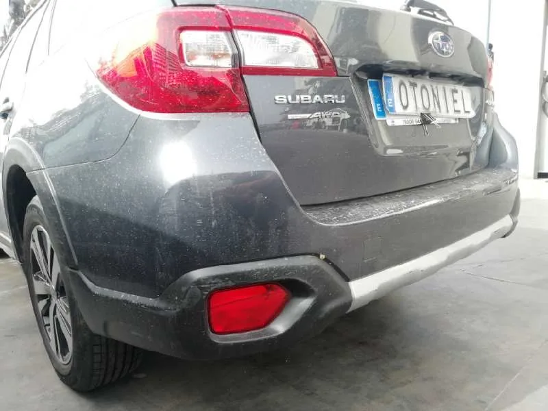 Paragolpes Trasero para Subaru Outback (B15)