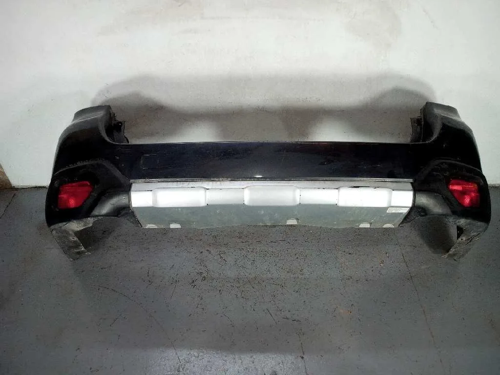 Paragolpes Trasero para Subaru Outback (B15)