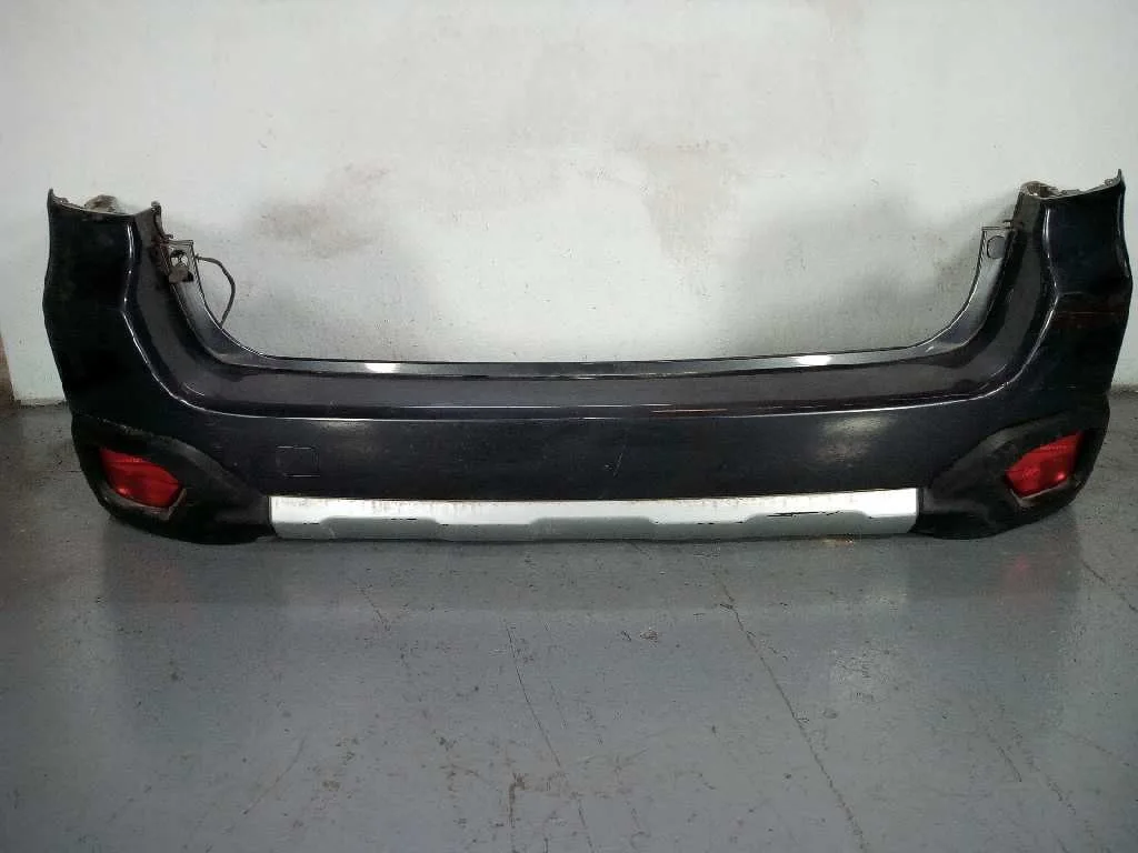 Paragolpes Trasero para Subaru Outback (B15)