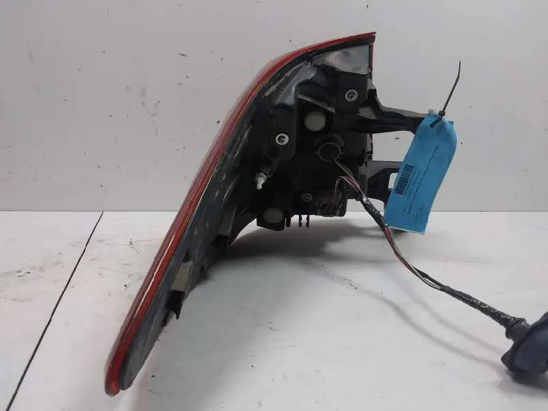 Piloto Trasero Derecho para Subaru Outback (B15)