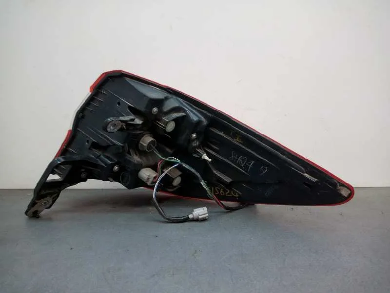 Piloto Trasero Izquierdo para Subaru Outback (B15)