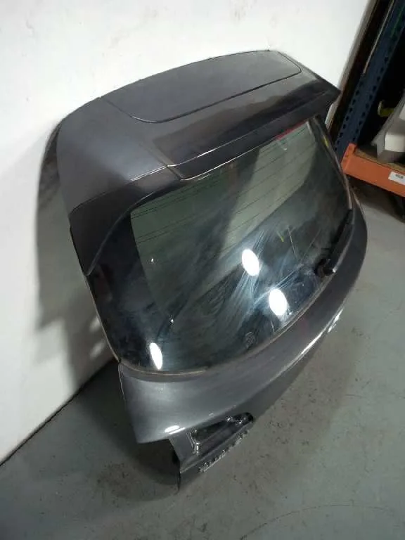 Porton Trasero para Subaru Outback (B15)