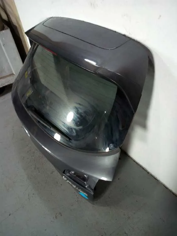 Porton Trasero para Subaru Outback (B15)
