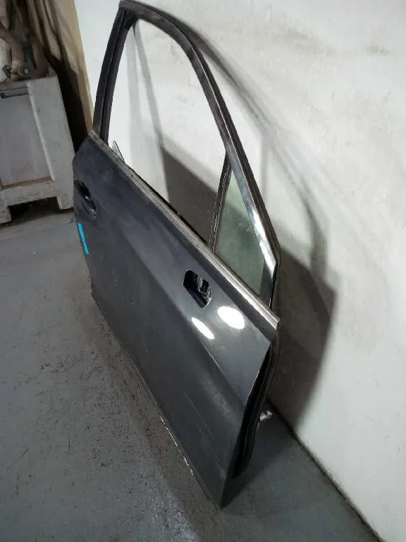 Puerta Delantera Derecha para Subaru Outback (B15)