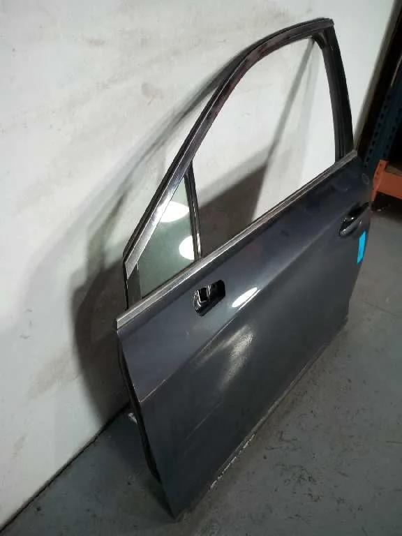 Puerta Delantera Izquierda para Subaru Outback (B15)