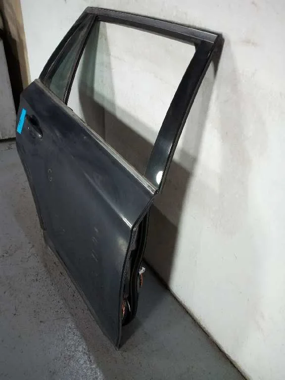 Puerta Trasera Derecha para Subaru Outback (B15)