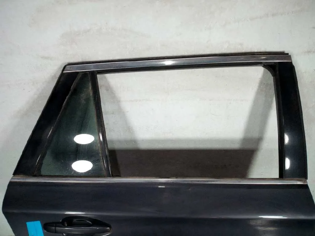 Puerta Trasera Derecha para Subaru Outback (B15)