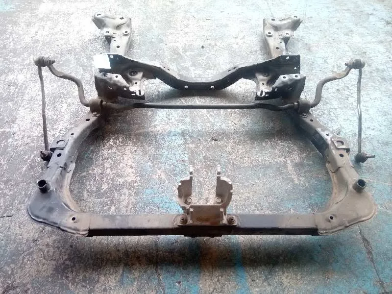 Puente Delantero para Subaru Outback (B15)
